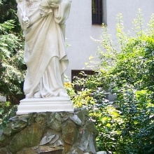 Figurka Św.Józefa w naszym ogrodzie